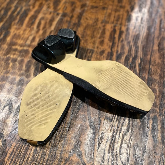 Vintage slip on shoes w ornate heel - Picture 8 of 8